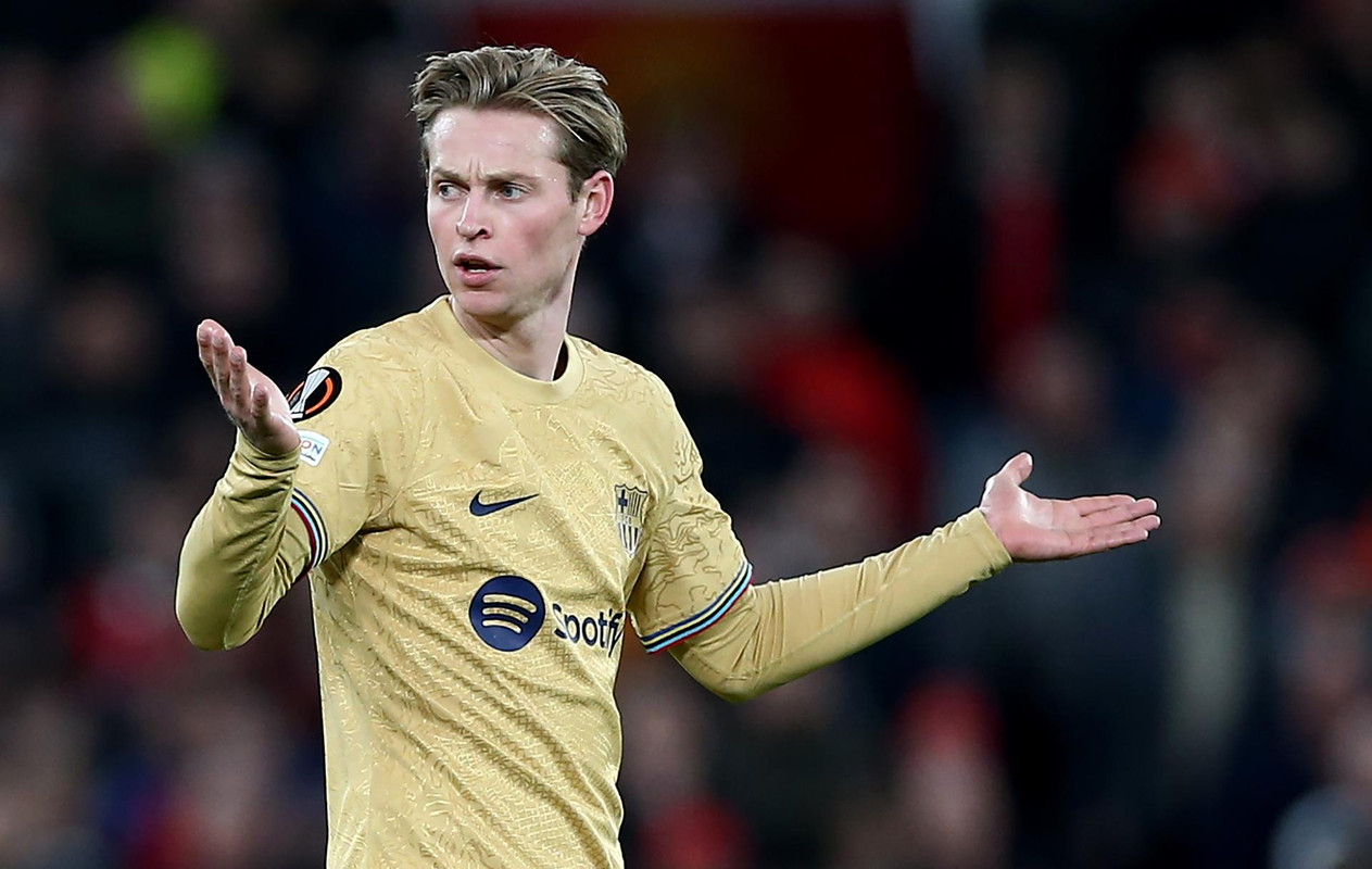 Frenkie de Jong và vai trò điều tiết tuyến giữa Barcelona