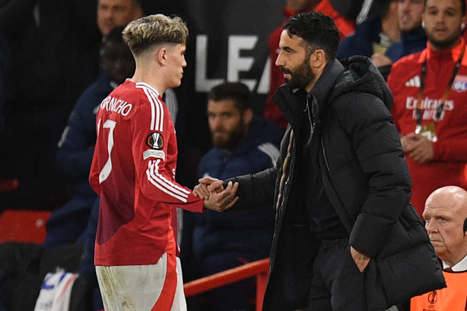 Alejandro Garnacho và bước chuyển mình tại Manchester United