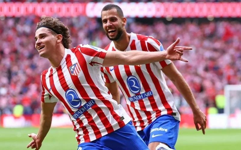 Julián álvarez và hình mẫu tiền đạo của bóng đá hiện đại