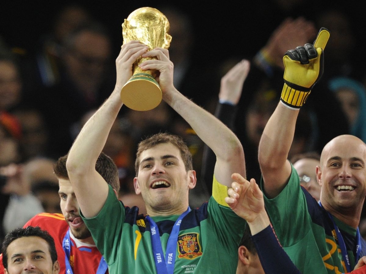 Iker Casillas và huyền thoại thủ môn vĩ đại real madrid