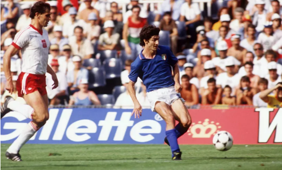 Diego Maradona huyền thoại bóng đá Argentina vĩ đại